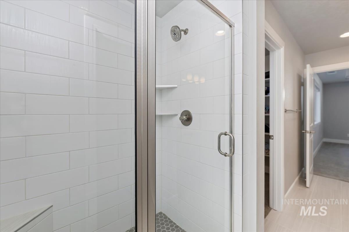 3332 W Ladle Rapids Ct., Meridian, Idaho 83646, 4 Bedrooms, 2.5 Bathrooms, Residential For Sale, Price $665,000,MLS 98971898