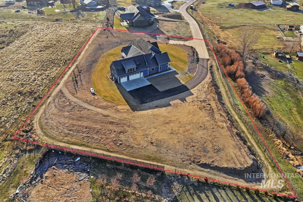 25750 Quail Hill Ln., Caldwell, Idaho 83607, 4 Bedrooms, 4.5 Bathrooms, Residential For Sale, Price $1,300,000,MLS 98971899