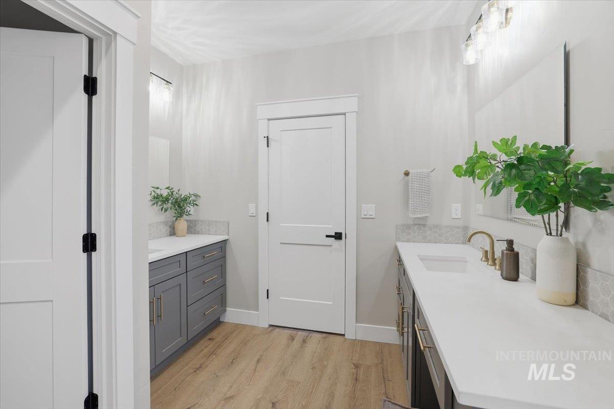 25750 Quail Hill Ln., Caldwell, Idaho 83607, 4 Bedrooms, 4.5 Bathrooms, Residential For Sale, Price $1,300,000,MLS 98971899