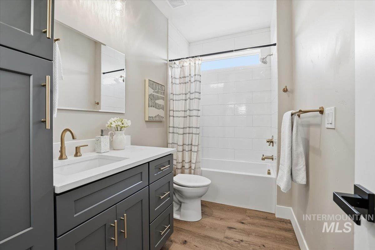 25750 Quail Hill Ln., Caldwell, Idaho 83607, 4 Bedrooms, 4.5 Bathrooms, Residential For Sale, Price $1,299,999,MLS 98971899