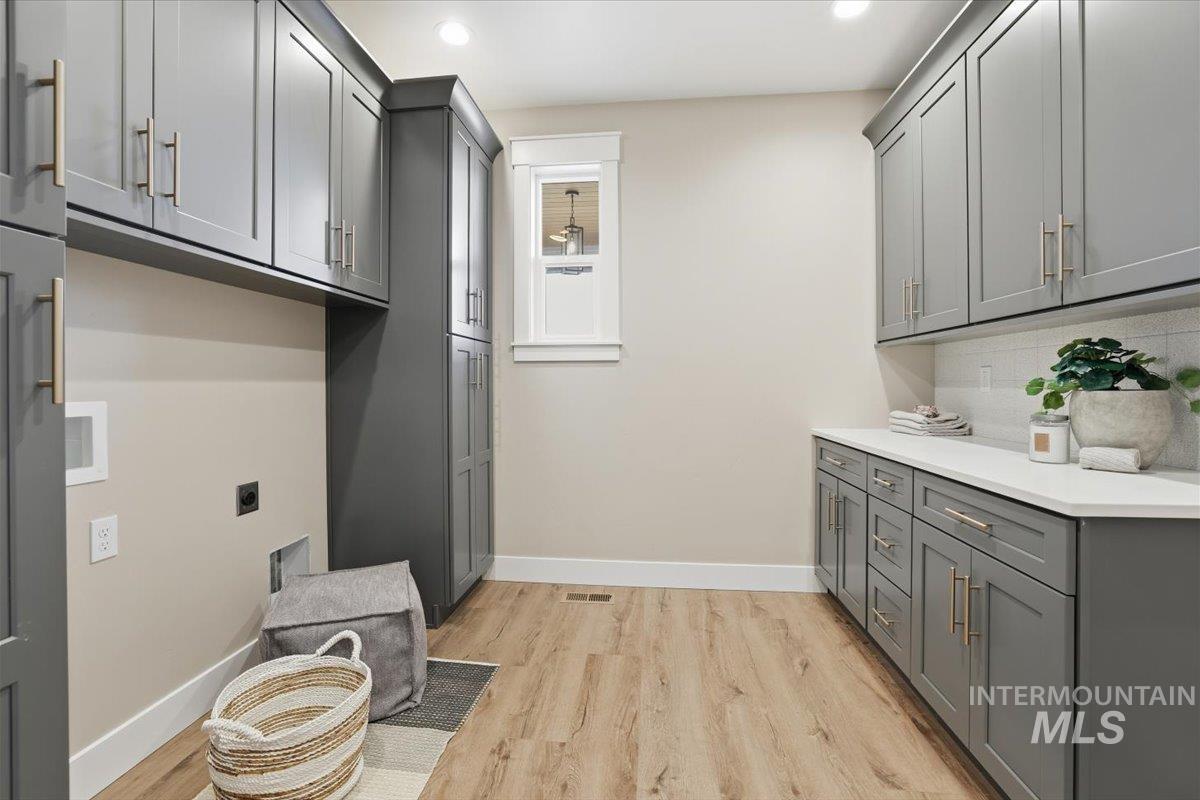 25750 Quail Hill Ln., Caldwell, Idaho 83607, 4 Bedrooms, 4.5 Bathrooms, Residential For Sale, Price $1,300,000,MLS 98971899