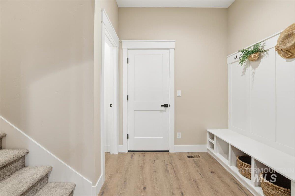 25750 Quail Hill Ln., Caldwell, Idaho 83607, 4 Bedrooms, 4.5 Bathrooms, Residential For Sale, Price $1,299,999,MLS 98971899