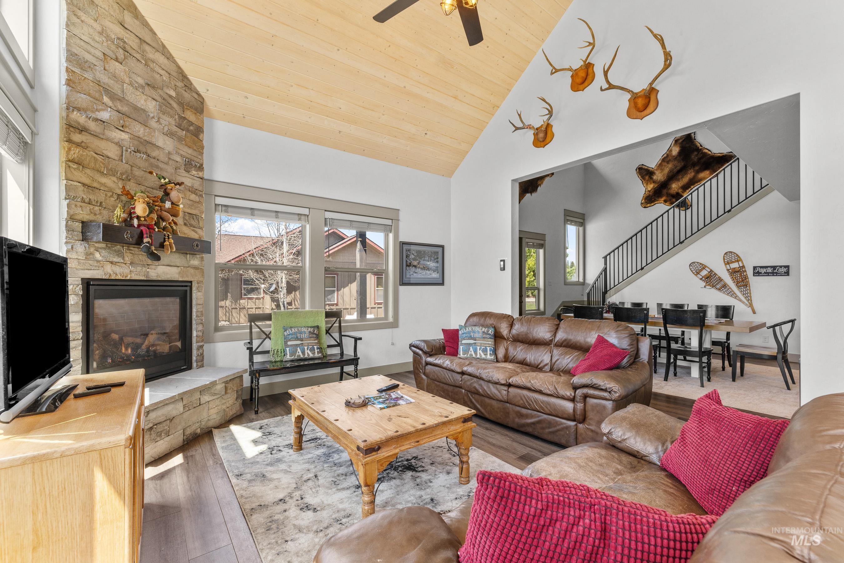 1089 Graham Dr, McCall, Idaho 83638, 5 Bedrooms, 2.5 Bathrooms, Residential For Sale, Price $1,399,000,MLS 98971900