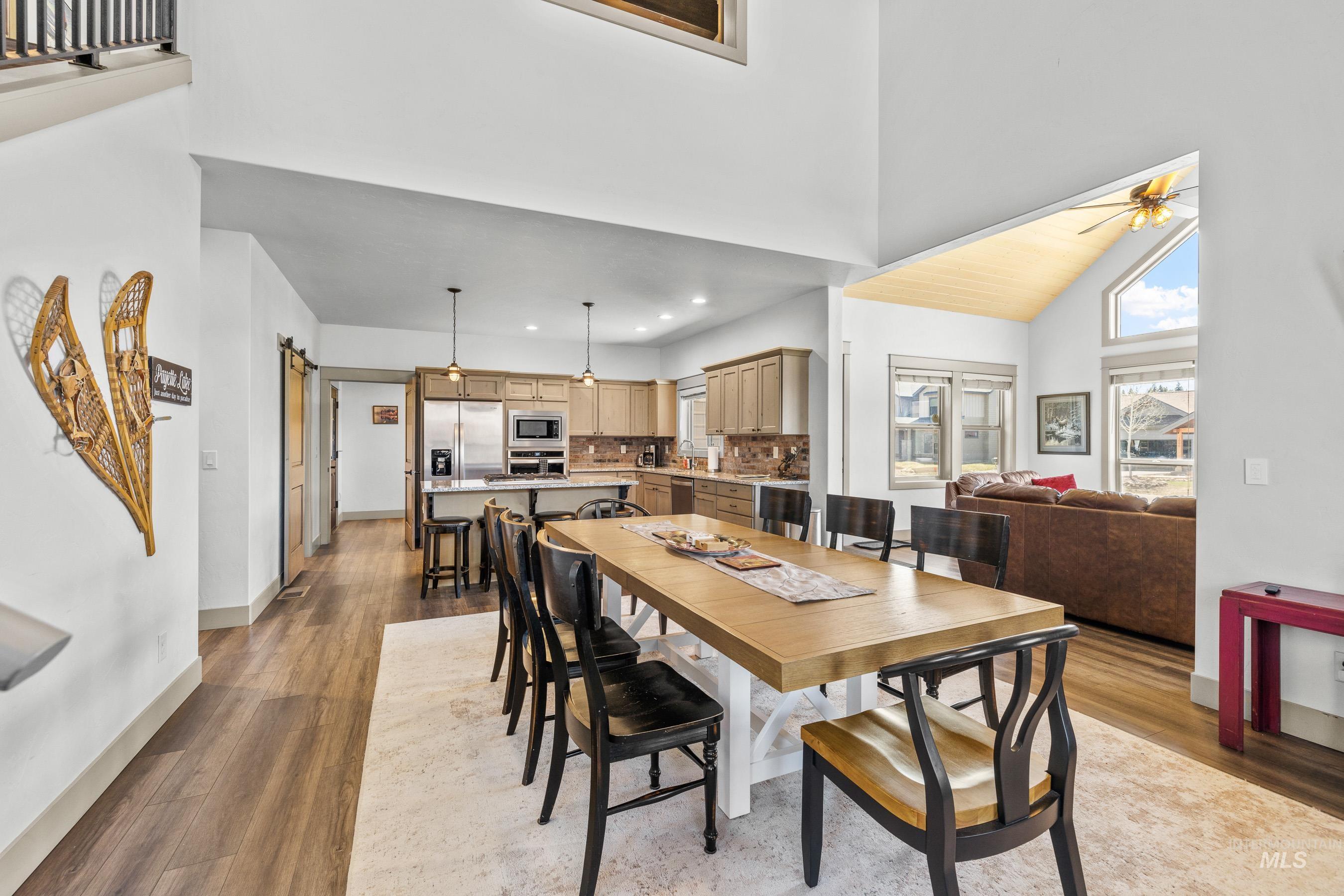 1089 Graham Dr, McCall, Idaho 83638, 5 Bedrooms, 2.5 Bathrooms, Residential For Sale, Price $1,399,000,MLS 98971900