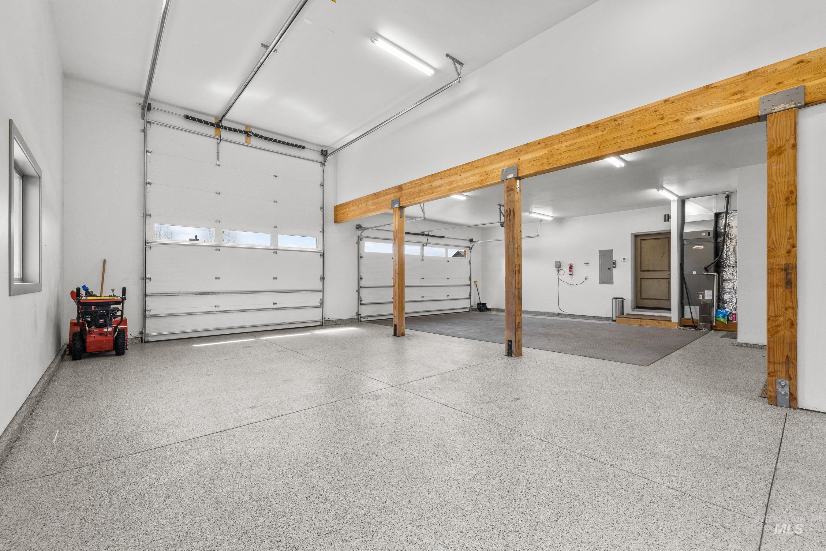 1089 Graham Dr, McCall, Idaho 83638, 5 Bedrooms, 2.5 Bathrooms, Residential For Sale, Price $1,399,000,MLS 98971900