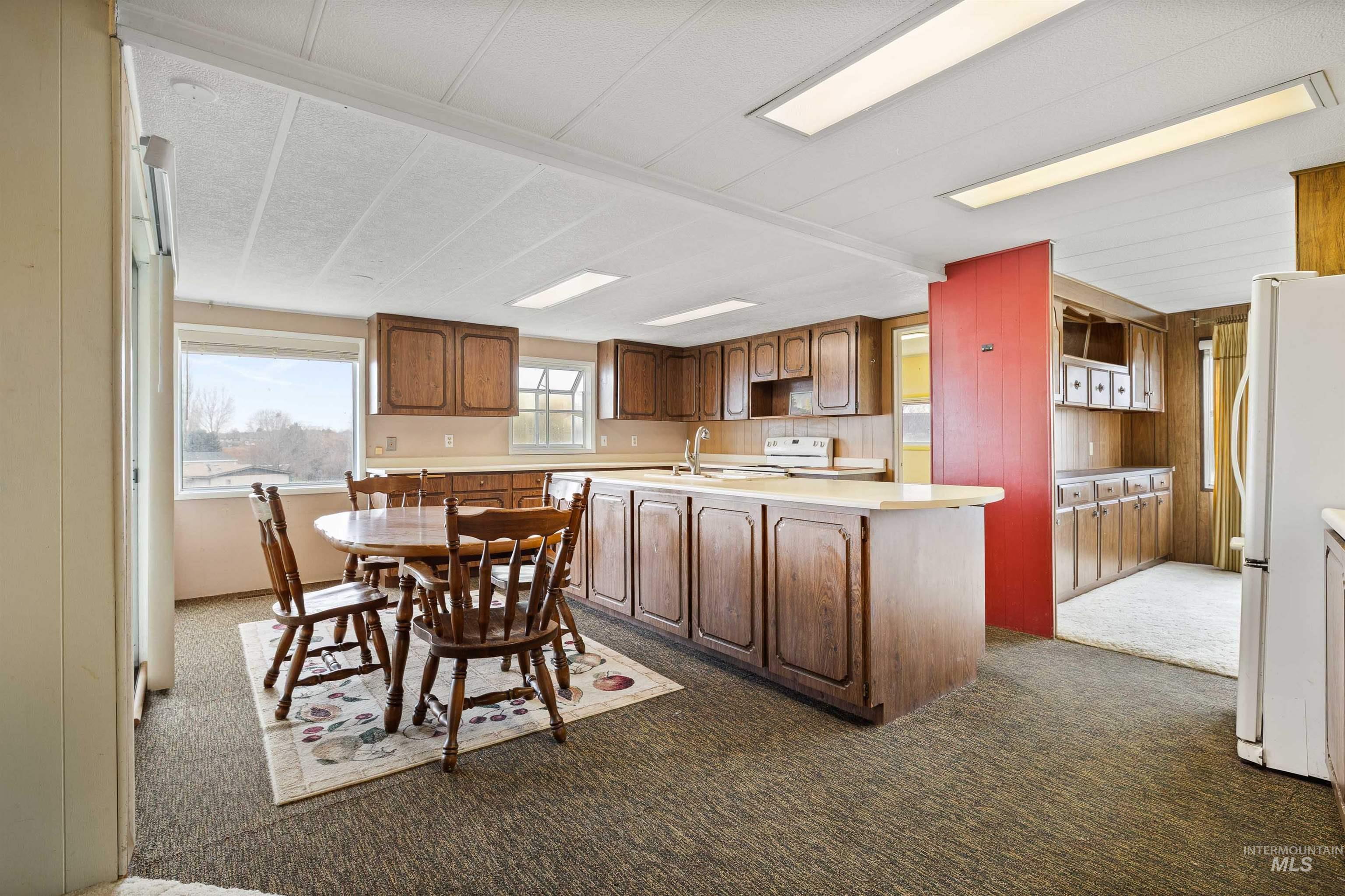 450 Pole Line, Twin Falls, Idaho 83301, 2 Bedrooms, 2 Bathrooms, Residential For Sale, Price $85,000,MLS 98971901