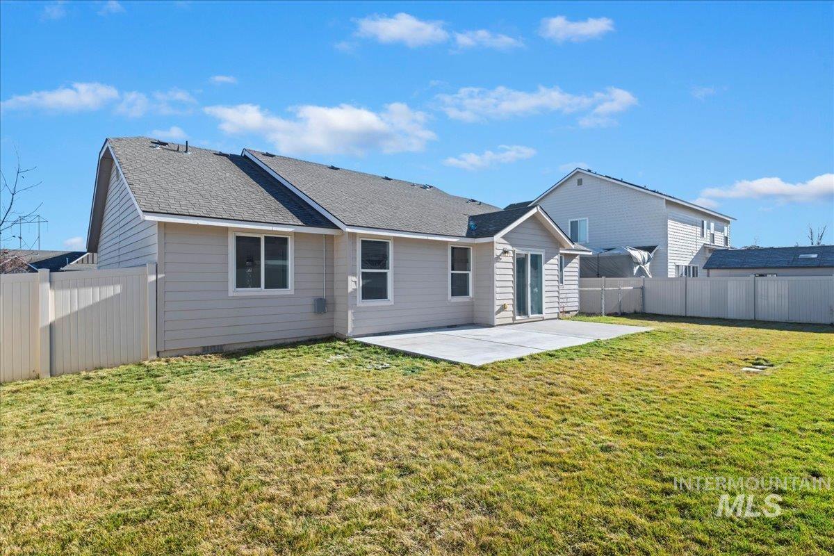 19359 WARBLER WAY, Caldwell, Idaho 83605, 4 Bedrooms, 2 Bathrooms, Residential For Sale, Price $385,000,MLS 98971902