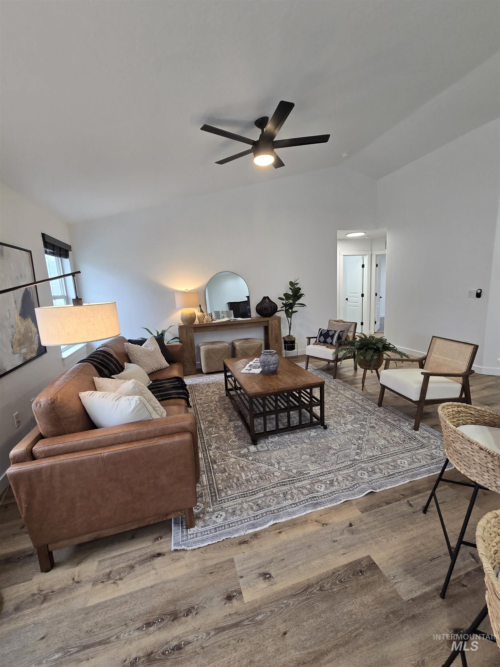 19359 WARBLER WAY, Caldwell, Idaho 83605, 4 Bedrooms, 2 Bathrooms, Residential For Sale, Price $385,000,MLS 98971902