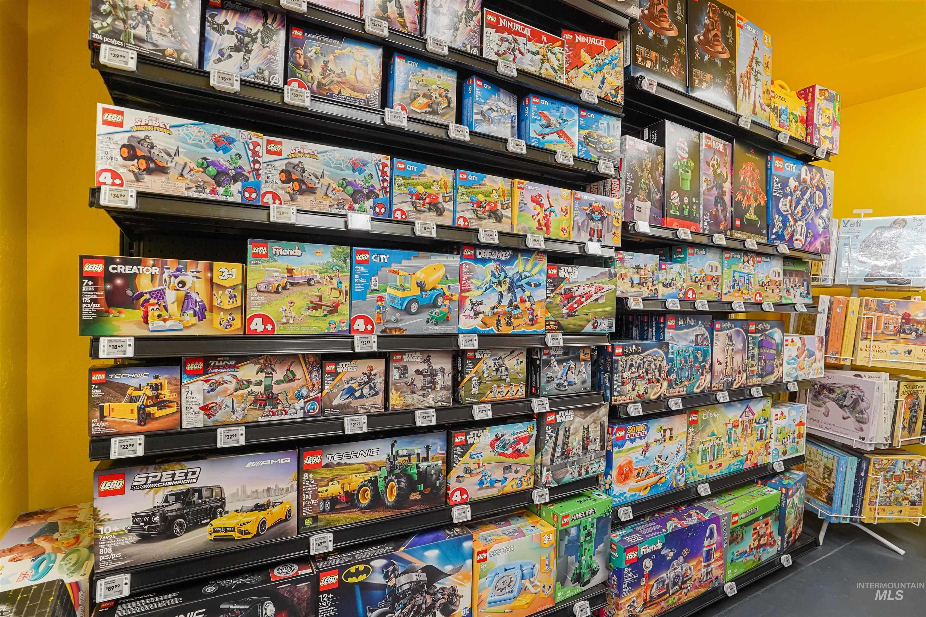 904 S Greenwood Street, Shoshone, Idaho 83352, Business/Commercial For Sale, Price $4,600,000,MLS 98971904