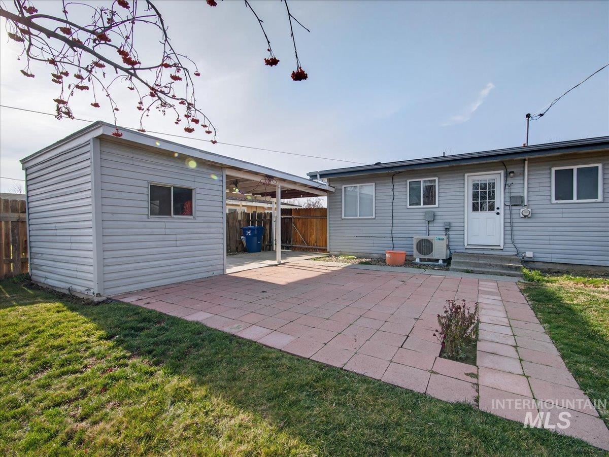 518 S Minnesota Ave, Fruitland, Idaho 83619, 3 Bedrooms, 1 Bathroom, Residential For Sale, Price $299,990,MLS 98971905