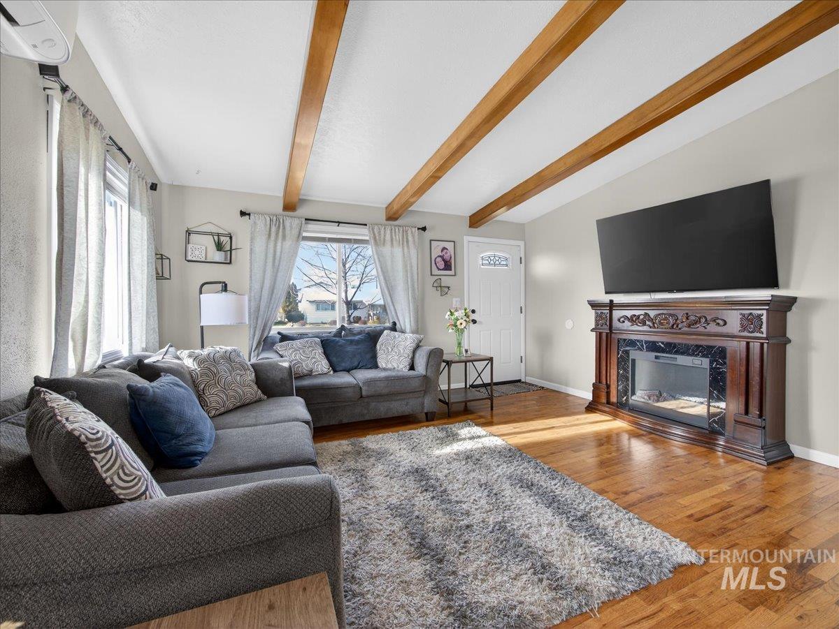 518 S Minnesota Ave, Fruitland, Idaho 83619, 3 Bedrooms, 1 Bathroom, Residential For Sale, Price $299,990,MLS 98971905