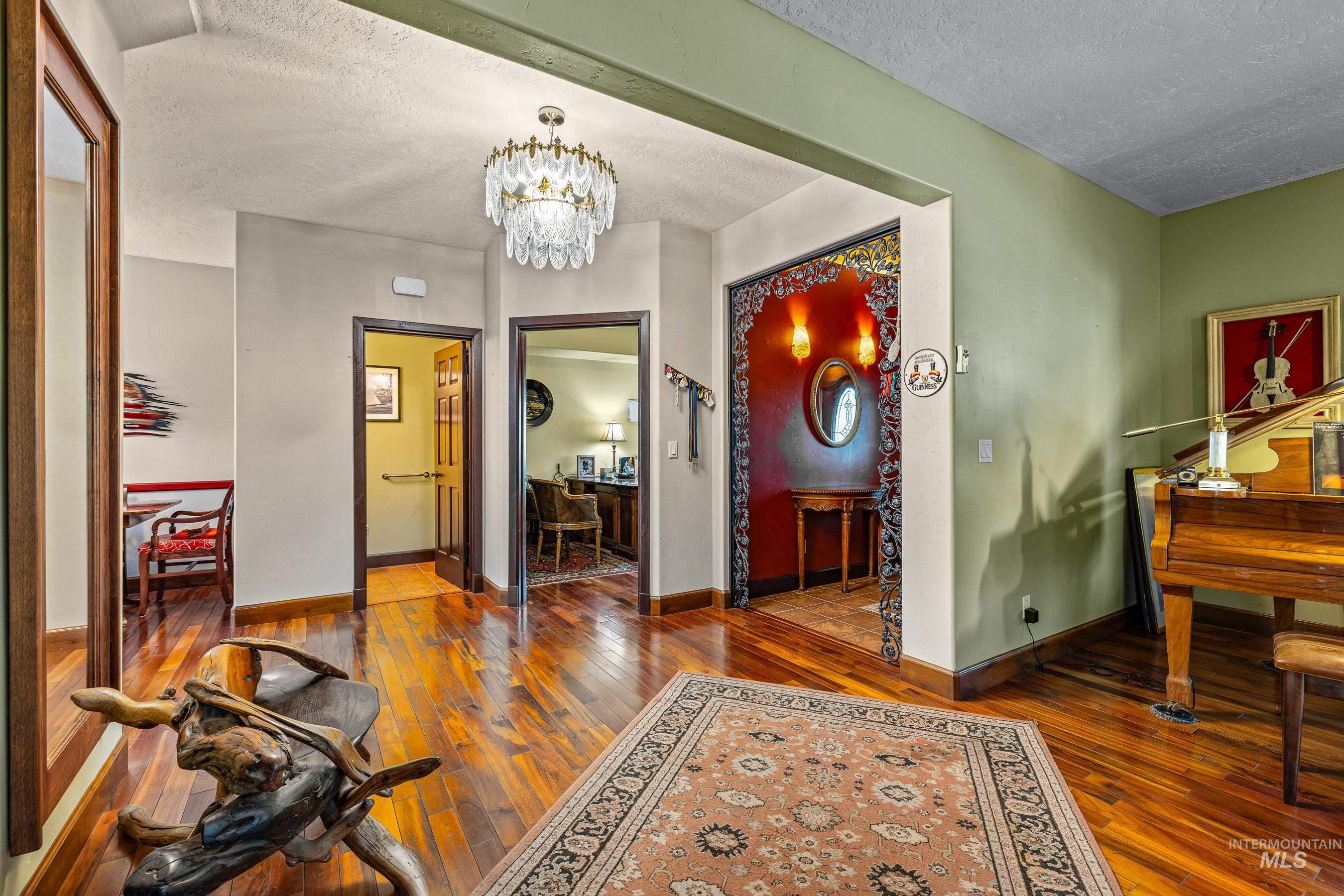 911 Davis Avenue, McCall, Idaho 83638, 5 Bedrooms, 2.5 Bathrooms, Residential For Sale, Price $1,249,000,MLS 98971906