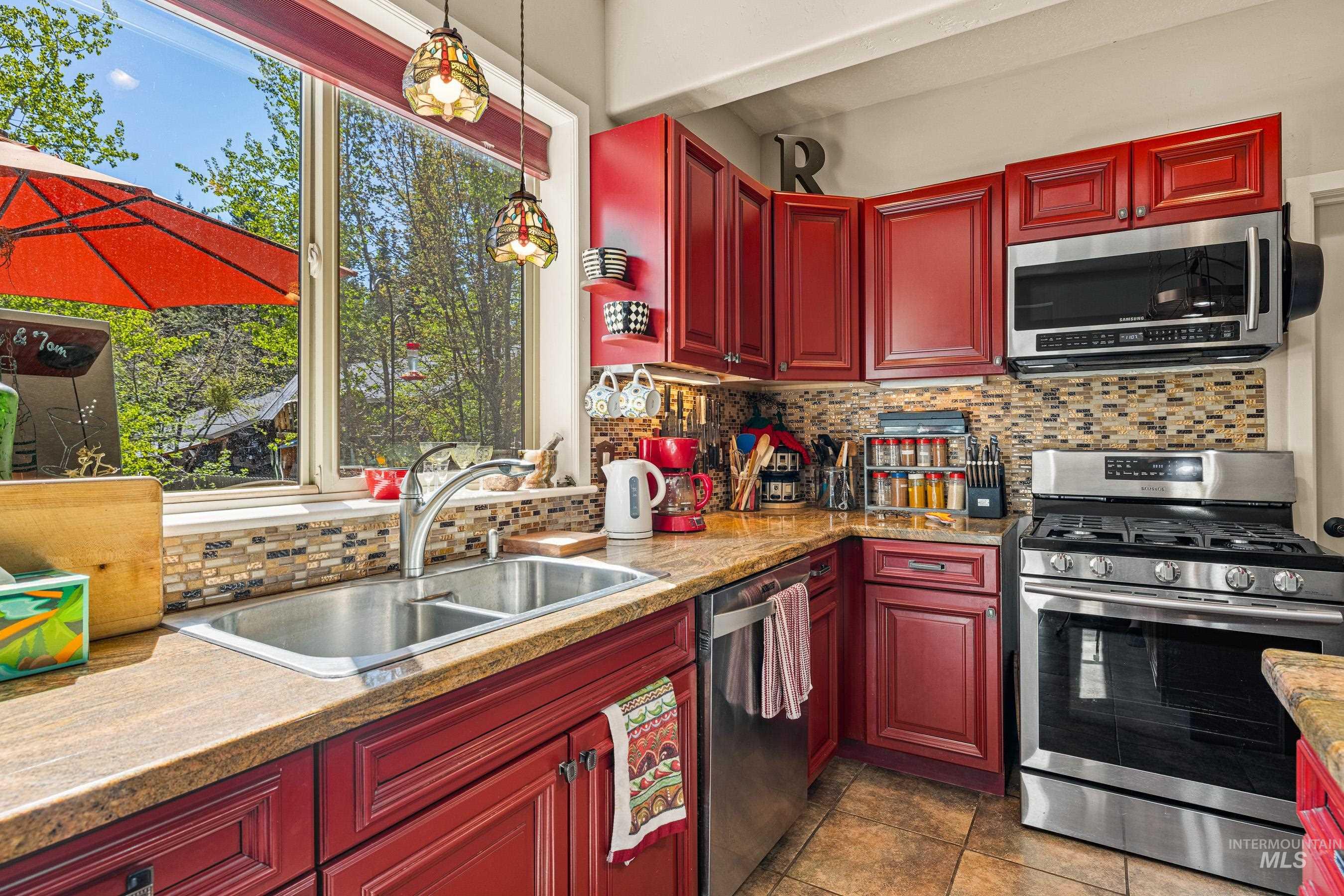 911 Davis Avenue, McCall, Idaho 83638, 5 Bedrooms, 2.5 Bathrooms, Residential For Sale, Price $1,249,000,MLS 98971906