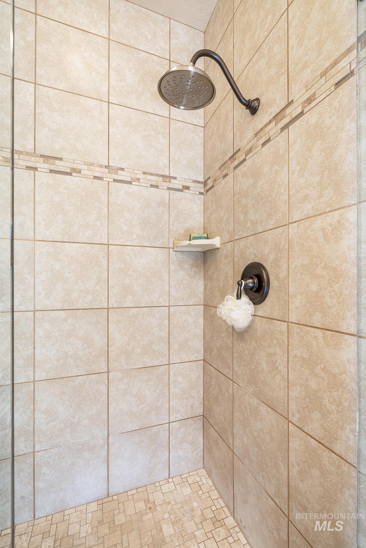 911 Davis Avenue, McCall, Idaho 83638, 5 Bedrooms, 2.5 Bathrooms, Residential For Sale, Price $1,249,000,MLS 98971906