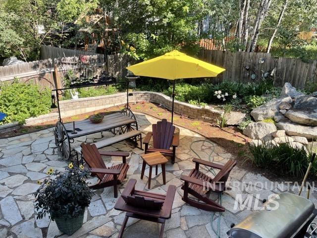 911 Davis Avenue, McCall, Idaho 83638, 5 Bedrooms, 2.5 Bathrooms, Residential For Sale, Price $1,249,000,MLS 98971906