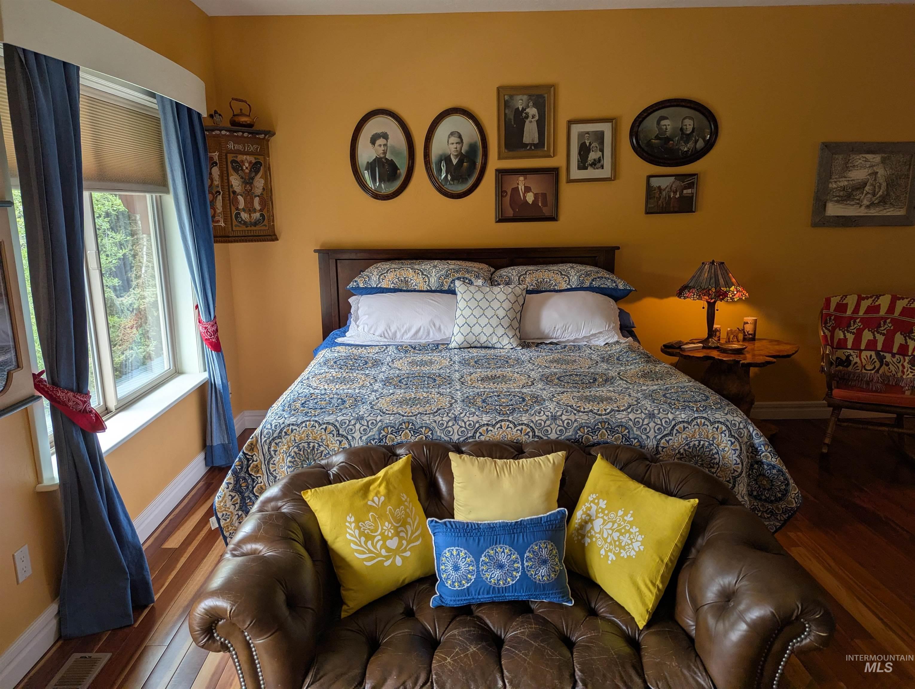 911 Davis Avenue, McCall, Idaho 83638, 5 Bedrooms, 2.5 Bathrooms, Residential For Sale, Price $1,249,000,MLS 98971906