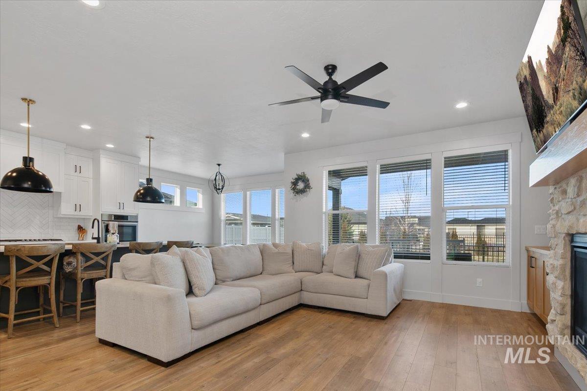 4150 E Fratello St, Meridian, Idaho 83642, 4 Bedrooms, 3.5 Bathrooms, Residential For Sale, Price $839,900,MLS 98971908