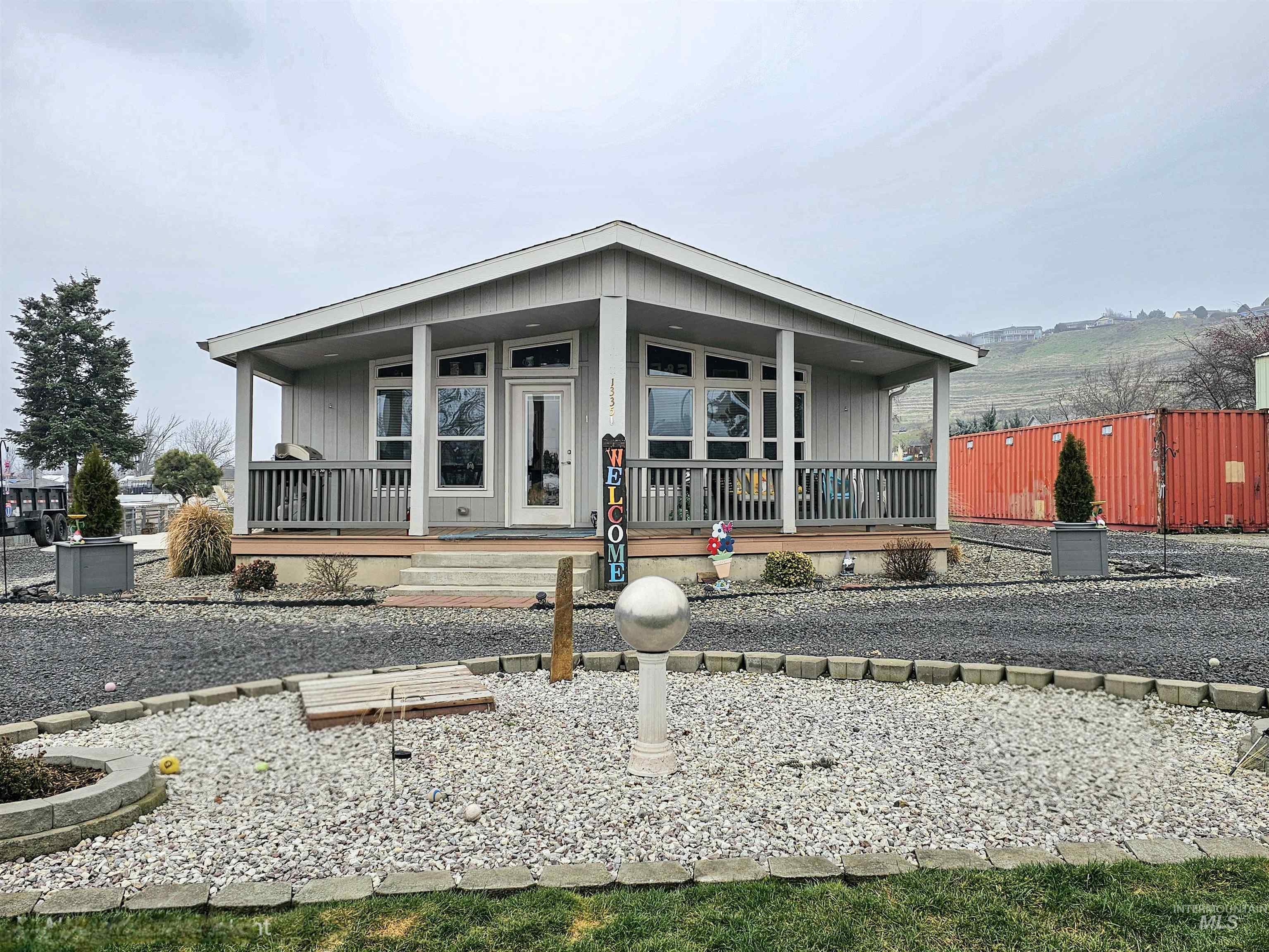 1335 Pound Lane, Clarkston, Washington 99403, 3 Bedrooms, 2 Bathrooms, Residential For Sale, Price $446,000,MLS 98971909