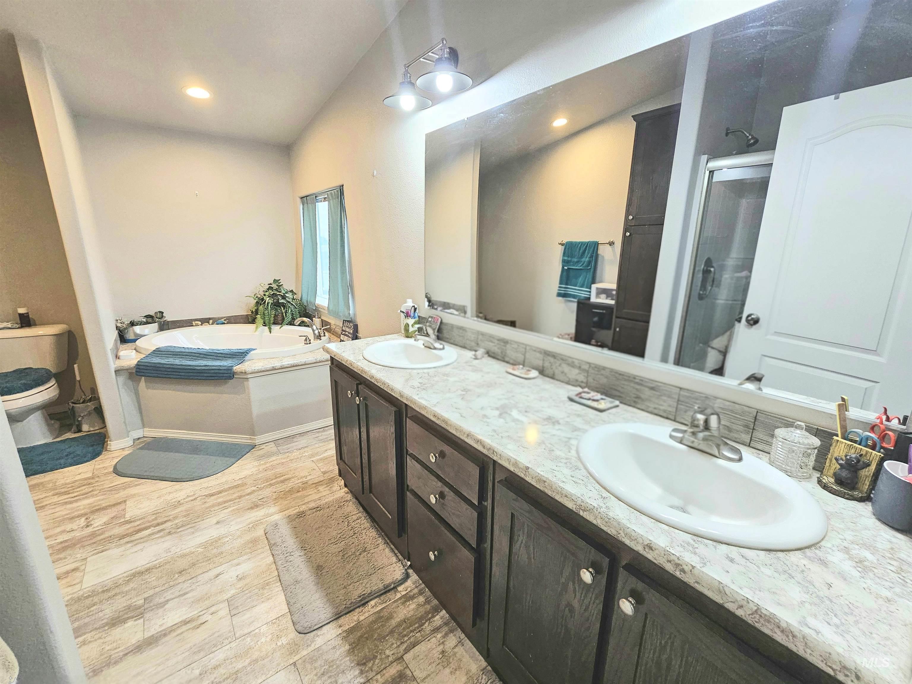 1335 Pound Lane, Clarkston, Washington 99403, 3 Bedrooms, 2 Bathrooms, Residential For Sale, Price $446,000,MLS 98971909