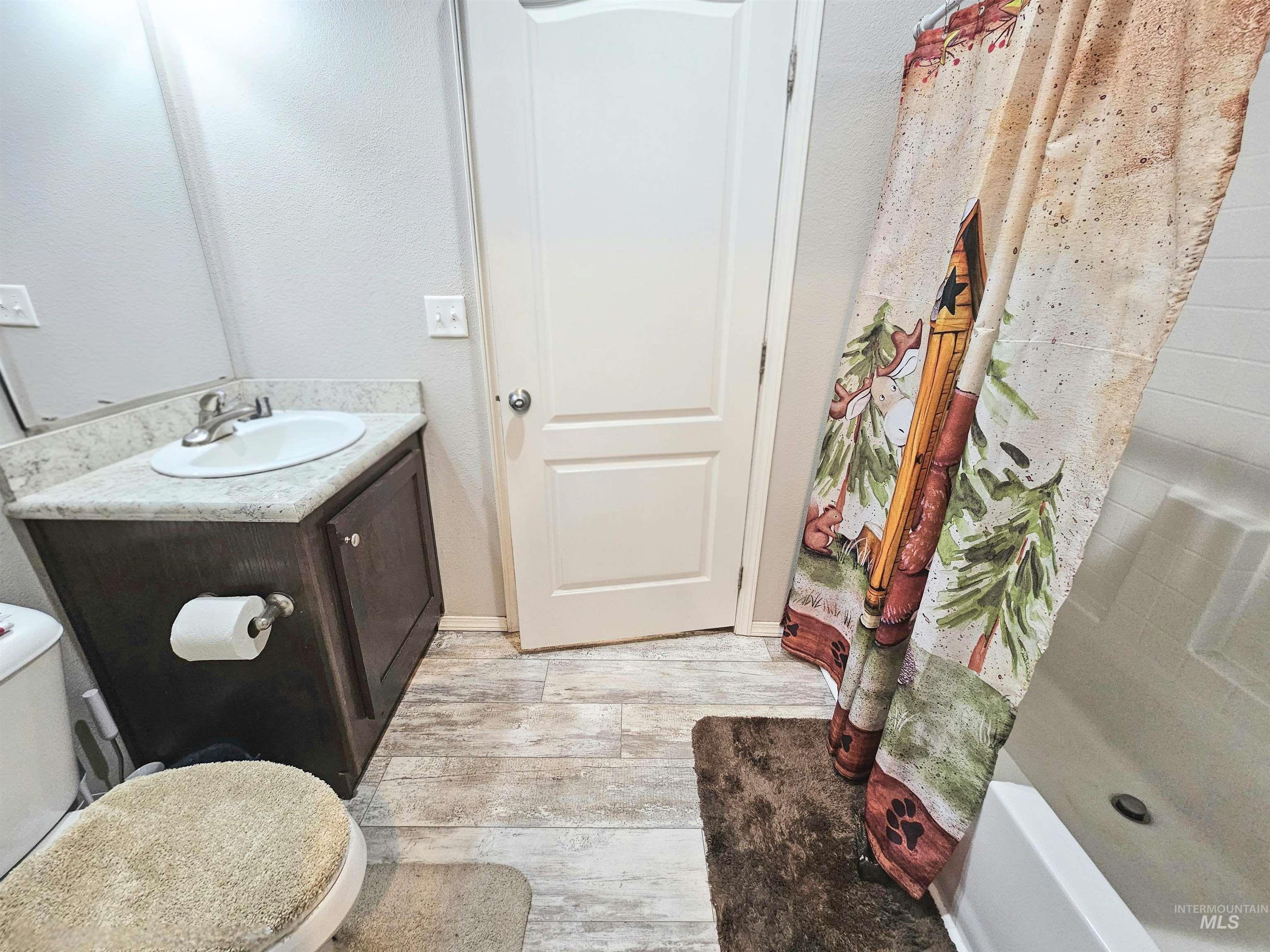 1335 Pound Lane, Clarkston, Washington 99403, 3 Bedrooms, 2 Bathrooms, Residential For Sale, Price $446,000,MLS 98971909