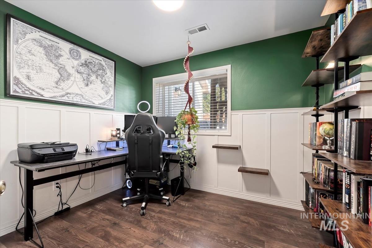 2652 N Bobcat Way, Meridian, Idaho 83646, 4 Bedrooms, 3 Bathrooms, Residential For Sale, Price $489,900,MLS 98971910