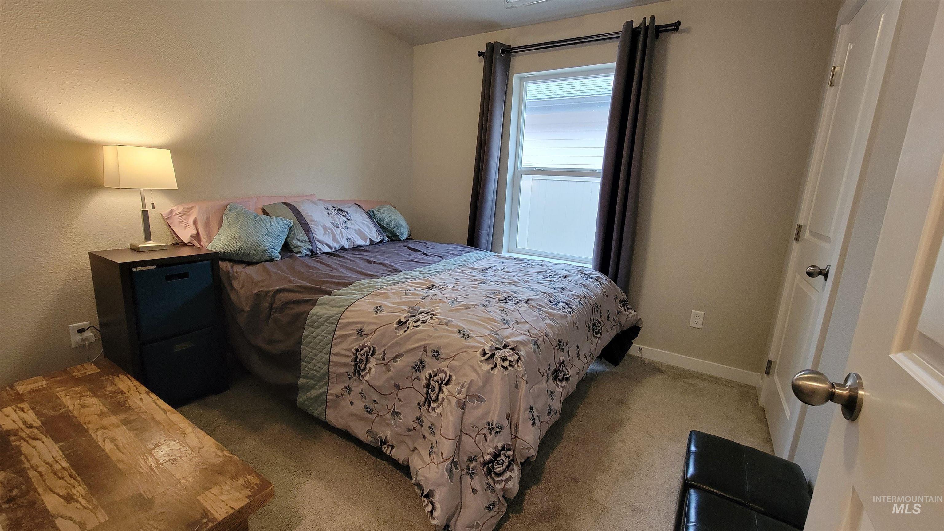 9088 W Bigwood Drive, Boise, Idaho 83709, 3 Bedrooms, 2 Bathrooms, Residential For Sale, Price $399,900,MLS 98971911