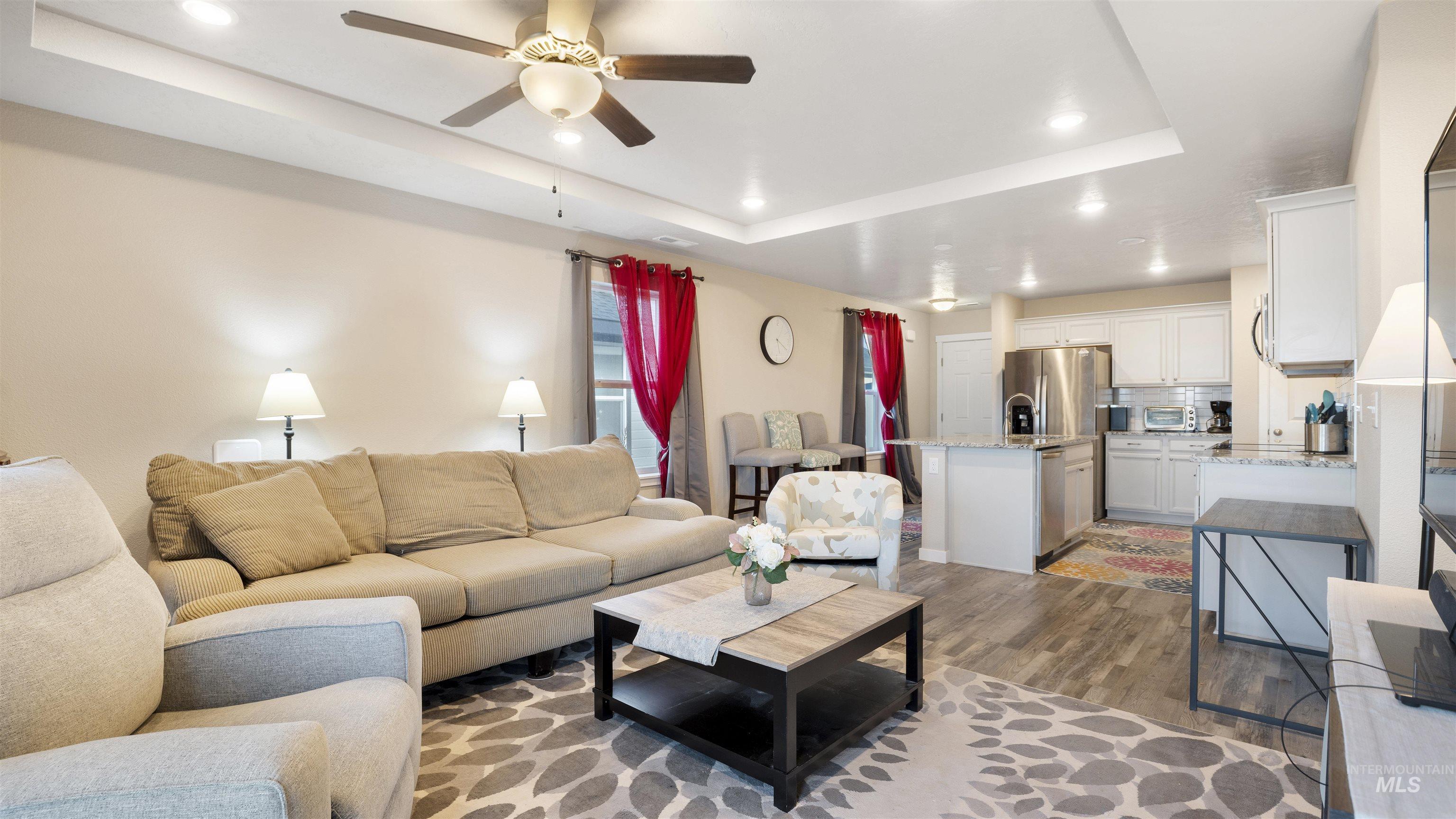 9088 W Bigwood Drive, Boise, Idaho 83709, 3 Bedrooms, 2 Bathrooms, Residential For Sale, Price $399,900,MLS 98971911