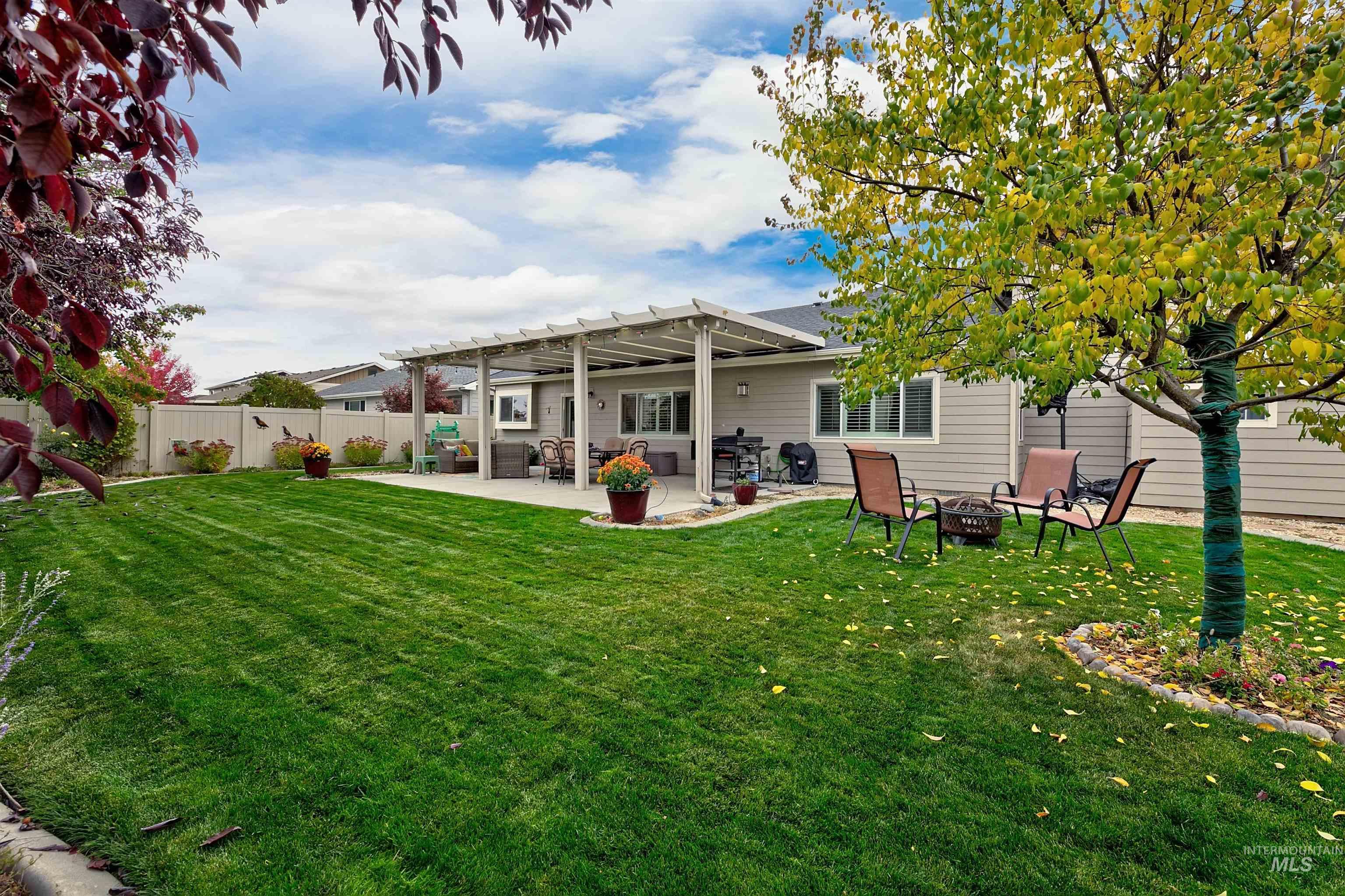 5286 W Torana Dr., Meridian, Idaho 83646, 3 Bedrooms, 2 Bathrooms, Residential For Sale, Price $699,000,MLS 98971912