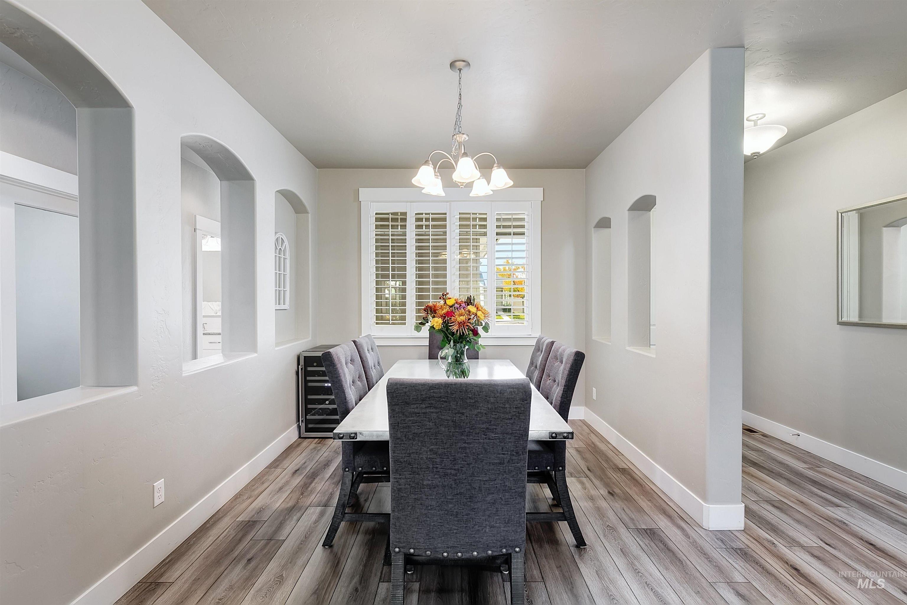 5286 W Torana Dr., Meridian, Idaho 83646, 3 Bedrooms, 2 Bathrooms, Residential For Sale, Price $699,000,MLS 98971912