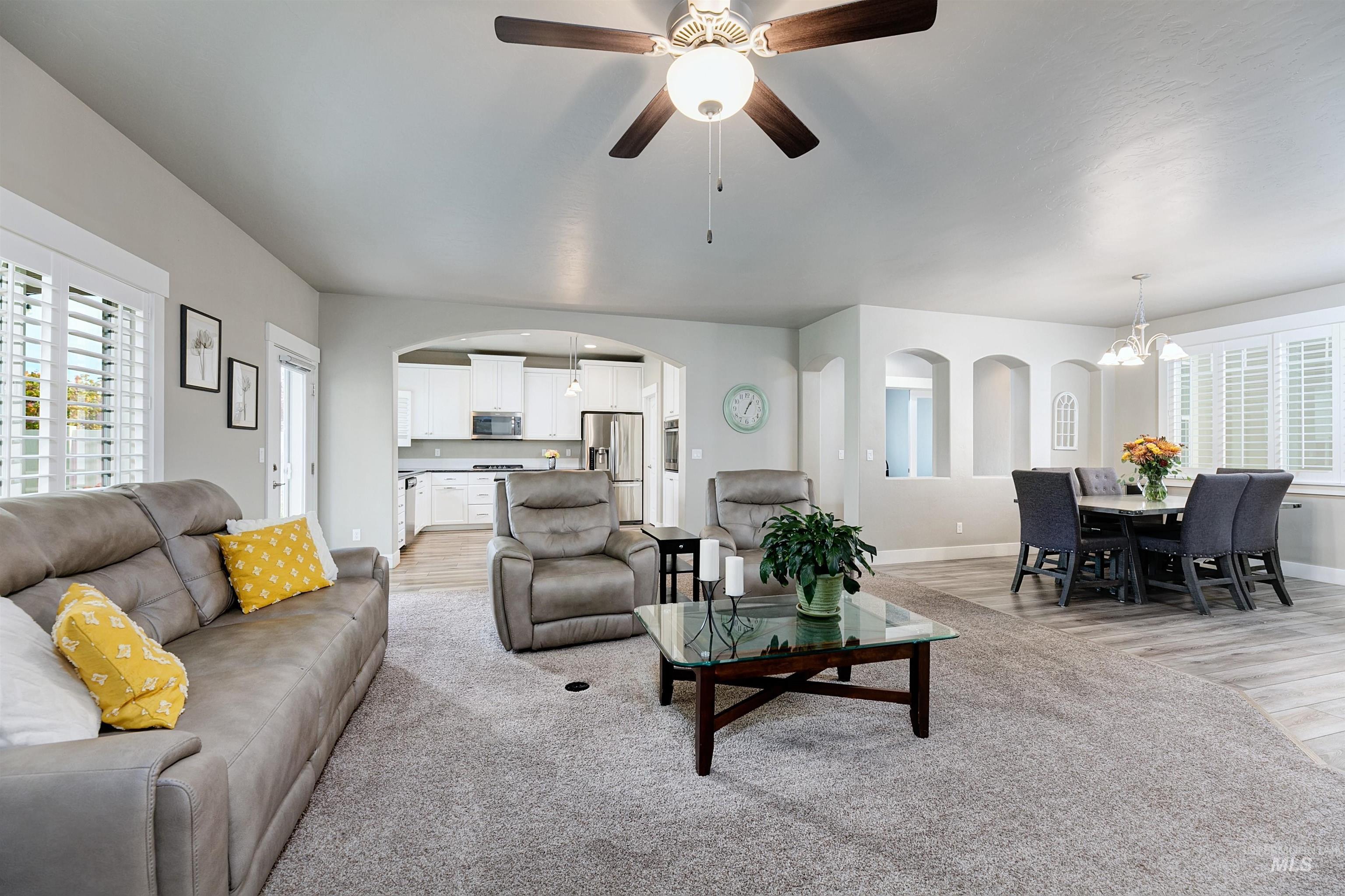 5286 W Torana Dr., Meridian, Idaho 83646, 3 Bedrooms, 2 Bathrooms, Residential For Sale, Price $699,000,MLS 98971912