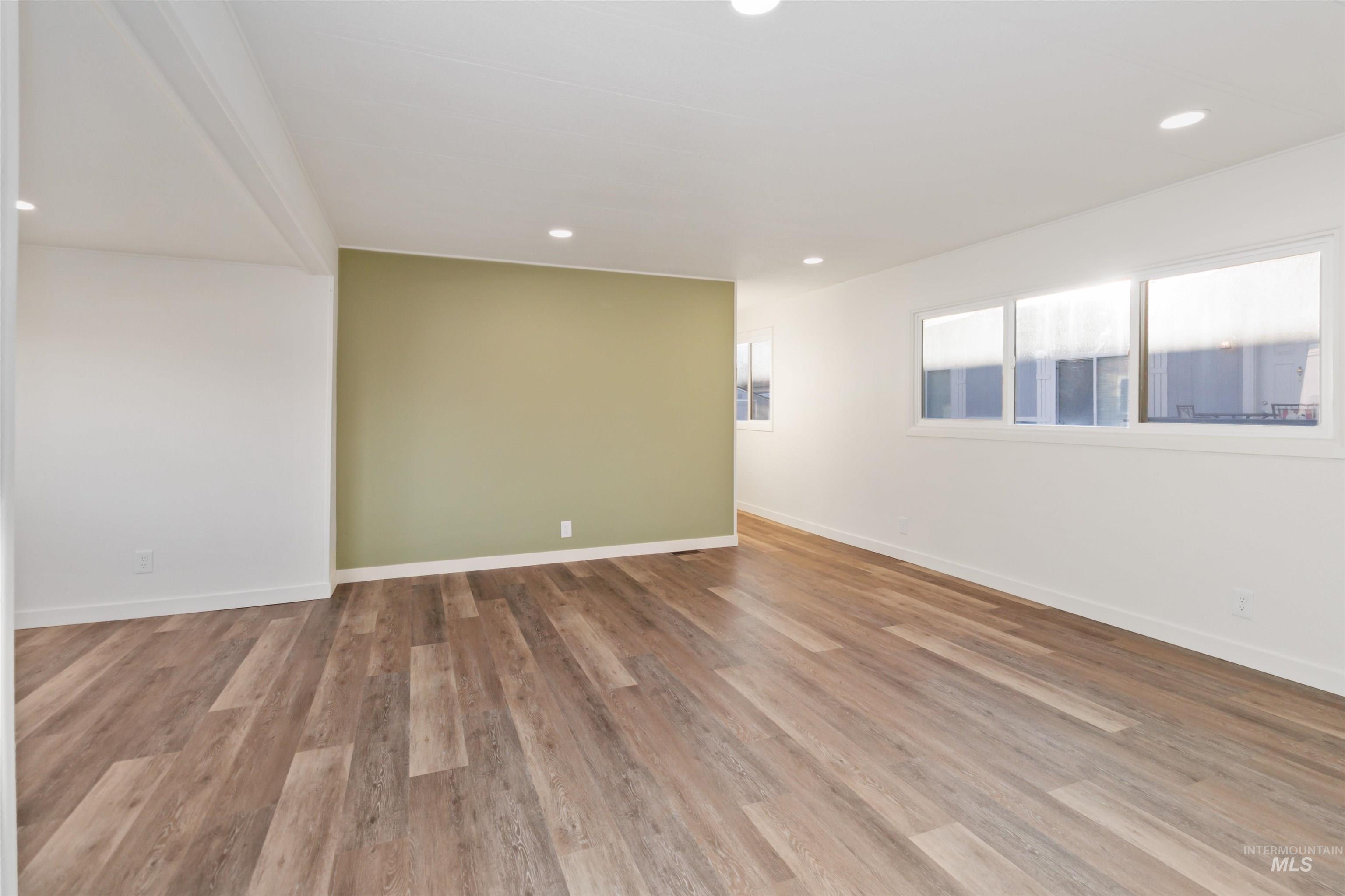 618 Empress St, Boise, Idaho 83713, 2 Bedrooms, 2 Bathrooms, Residential For Sale, Price $74,700,MLS 98971914