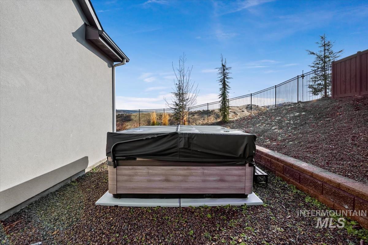 11350 N Elk Ridge Way, Boise, Idaho 83714-2419, 4 Bedrooms, 3.5 Bathrooms, Residential For Sale, Price $1,599,000, 98971915