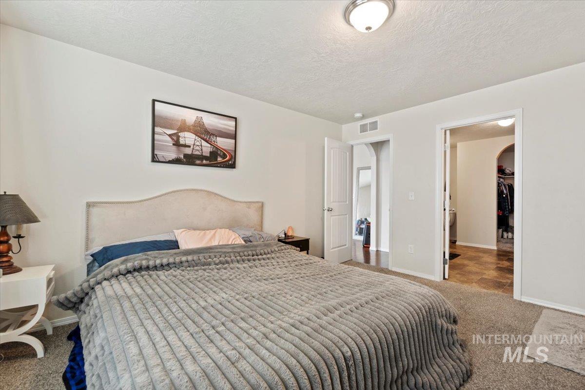 406 Bridgeport Ave, Caldwell, Idaho 83605, 4 Bedrooms, 2 Bathrooms, Residential For Sale, Price $360,000,MLS 98971916