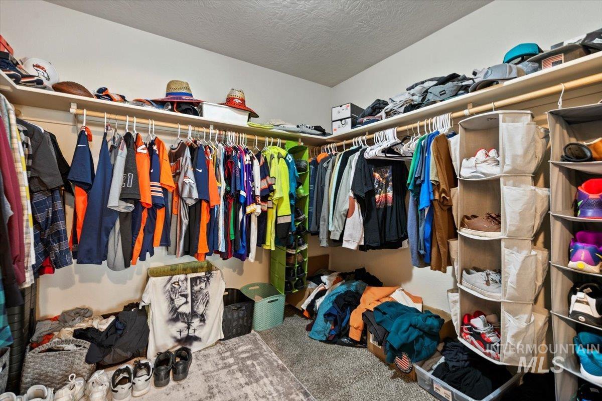 406 Bridgeport Ave, Caldwell, Idaho 83605, 4 Bedrooms, 2 Bathrooms, Residential For Sale, Price $360,000,MLS 98971916