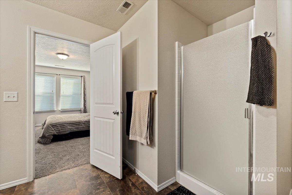 406 Bridgeport Ave, Caldwell, Idaho 83605, 4 Bedrooms, 2 Bathrooms, Residential For Sale, Price $360,000,MLS 98971916