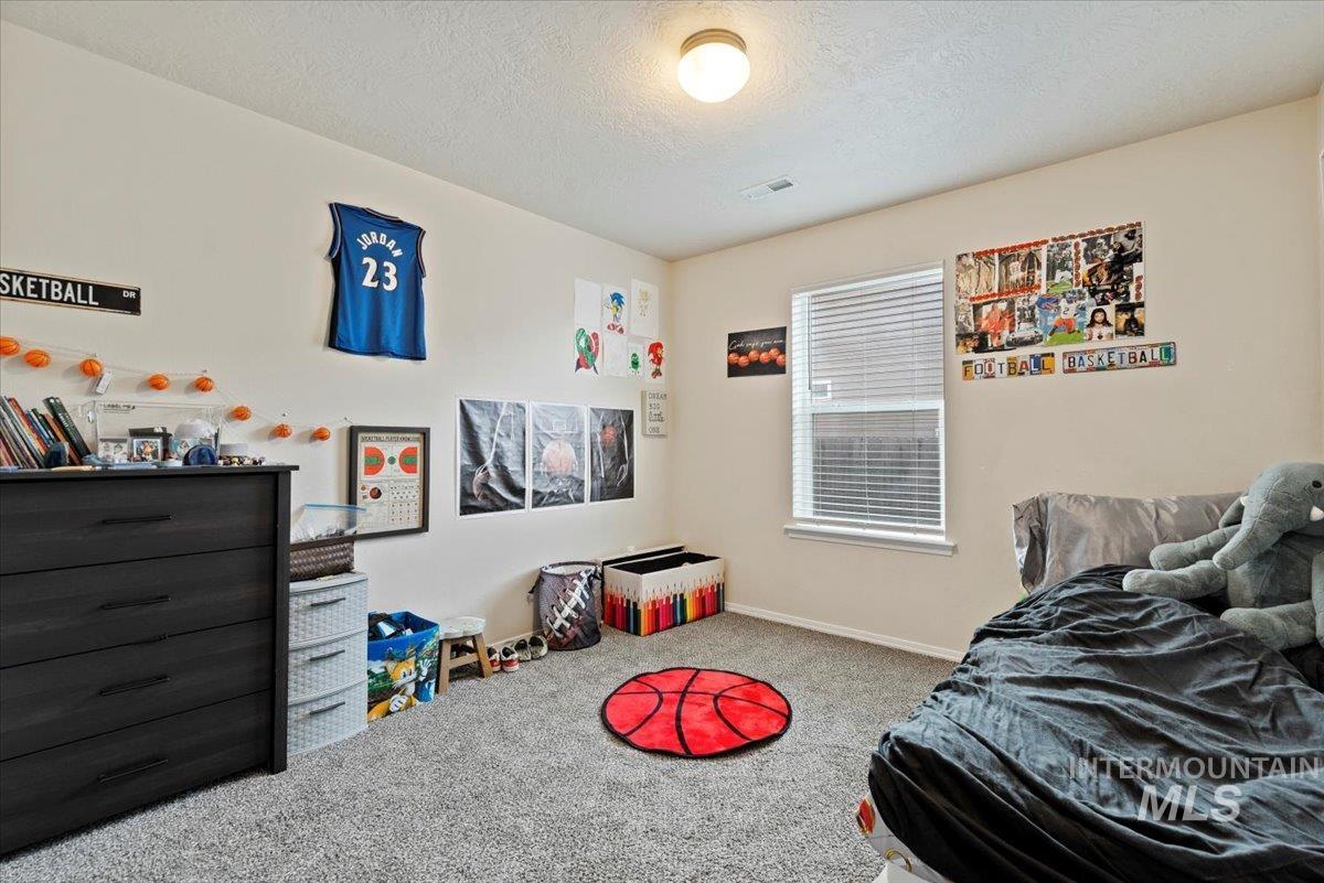 406 Bridgeport Ave, Caldwell, Idaho 83605, 4 Bedrooms, 2 Bathrooms, Residential For Sale, Price $360,000,MLS 98971916