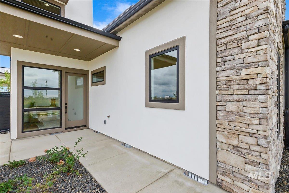 7633 W Lookout View Street, Meridian, Idaho 83646, 4 Bedrooms, 4 Bathrooms, Residential For Sale, Price $999,000,MLS 98971917