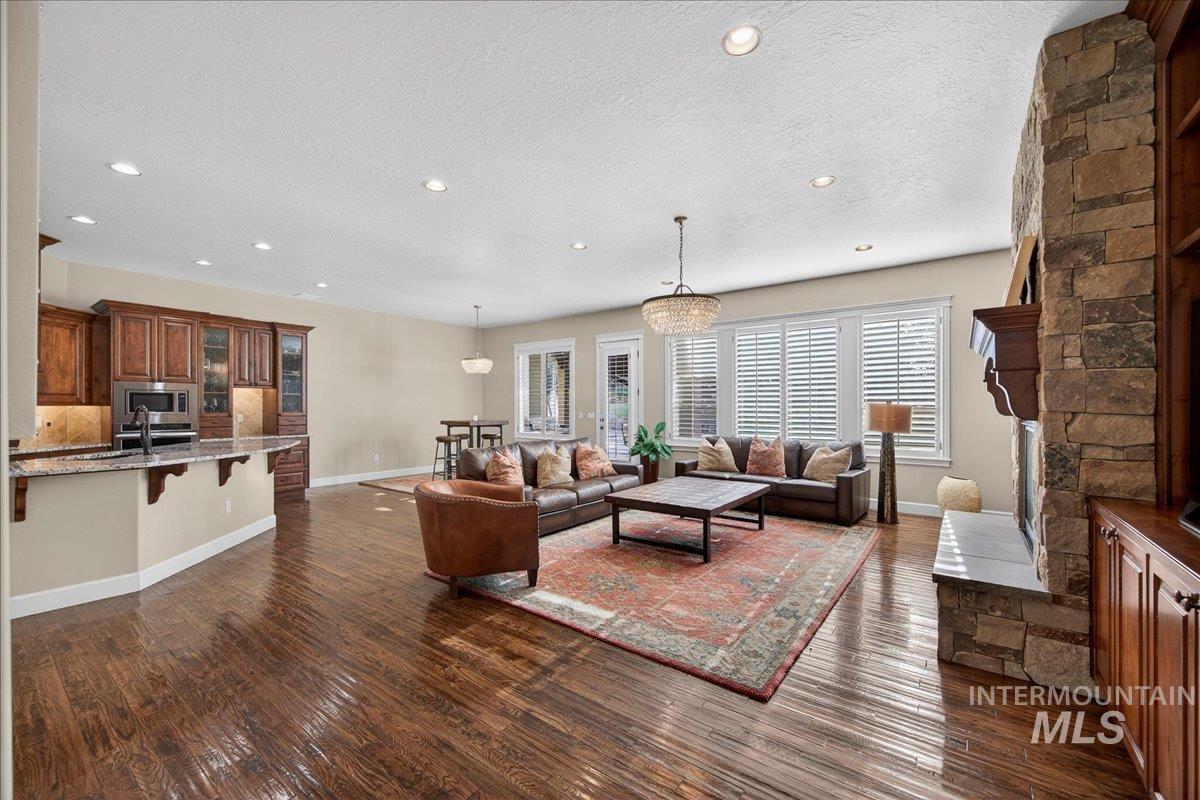 3494 S Sugar Loaf Pl, Eagle, Idaho 83616-6751, 4 Bedrooms, 2.5 Bathrooms, Residential For Sale, Price $1,549,999,MLS 98971918