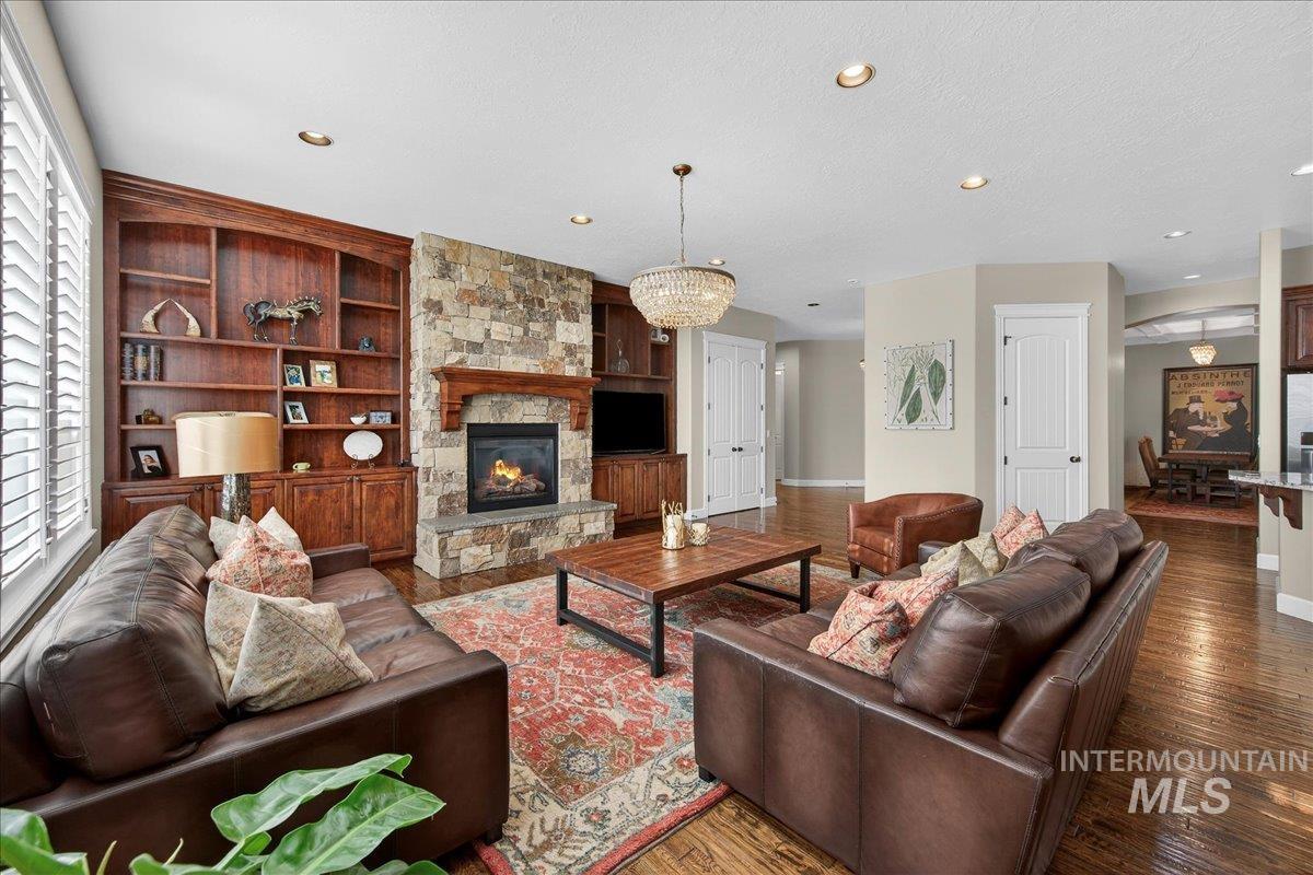 3494 S Sugar Loaf Pl, Eagle, Idaho 83616-6751, 4 Bedrooms, 2.5 Bathrooms, Residential For Sale, Price $1,549,999,MLS 98971918