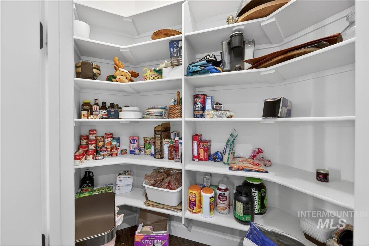 3494 S Sugar Loaf Pl, Eagle, Idaho 83616-6751, 4 Bedrooms, 2.5 Bathrooms, Residential For Sale, Price $1,549,999,MLS 98971918