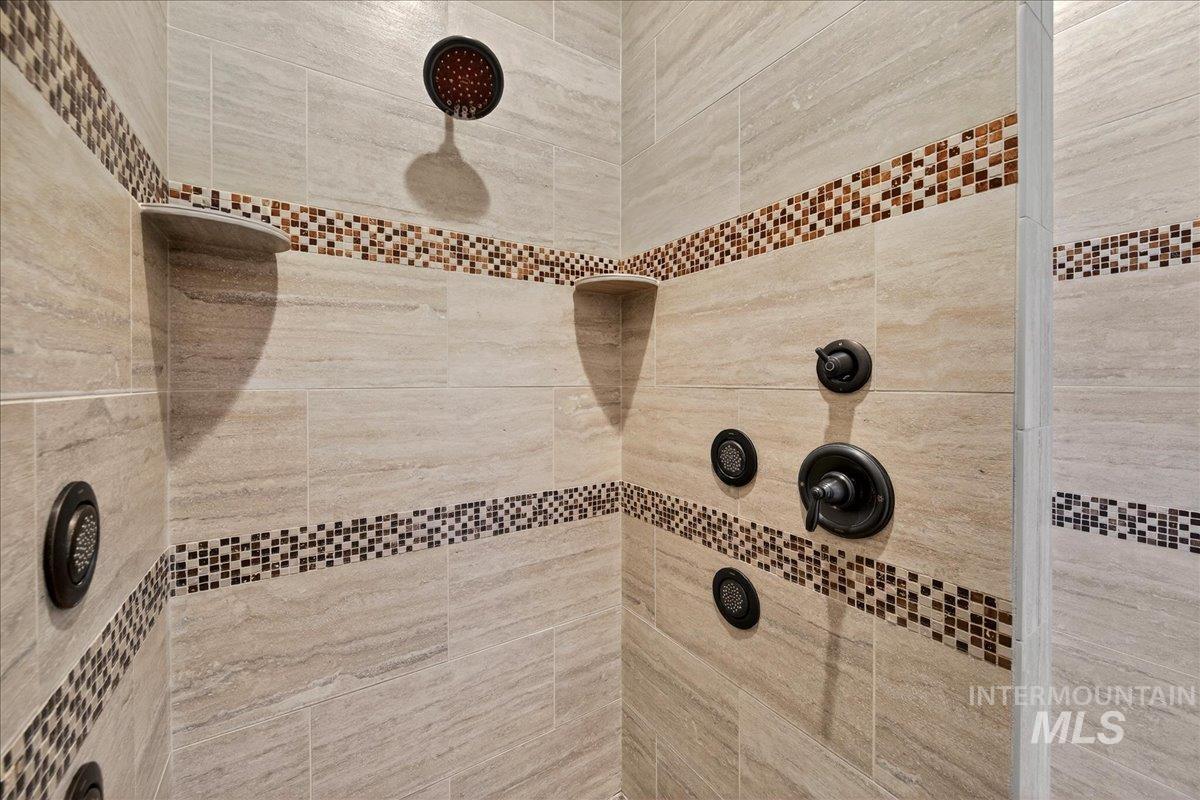 3494 S Sugar Loaf Pl, Eagle, Idaho 83616-6751, 4 Bedrooms, 2.5 Bathrooms, Residential For Sale, Price $1,549,999,MLS 98971918