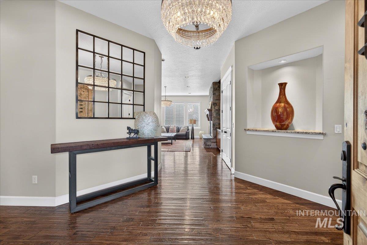 3494 S Sugar Loaf Pl, Eagle, Idaho 83616-6751, 4 Bedrooms, 2.5 Bathrooms, Residential For Sale, Price $1,549,999,MLS 98971918