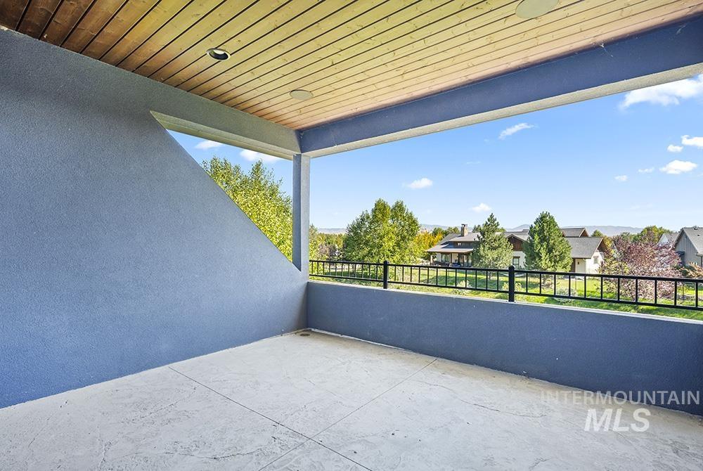 844 S Lake Pointe Way, Eagle, Idaho 83616, 4 Bedrooms, 4 Bathrooms, Residential For Sale, Price $1,599,000,MLS 98971919