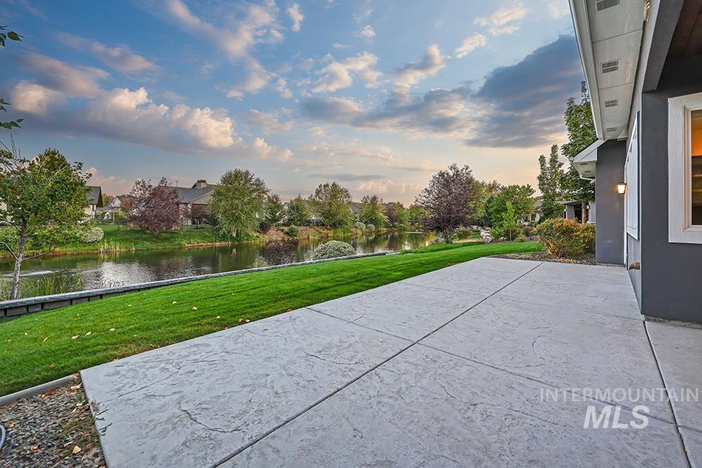 844 S Lake Pointe Way, Eagle, Idaho 83616, 4 Bedrooms, 4 Bathrooms, Residential For Sale, Price $1,599,000,MLS 98971919