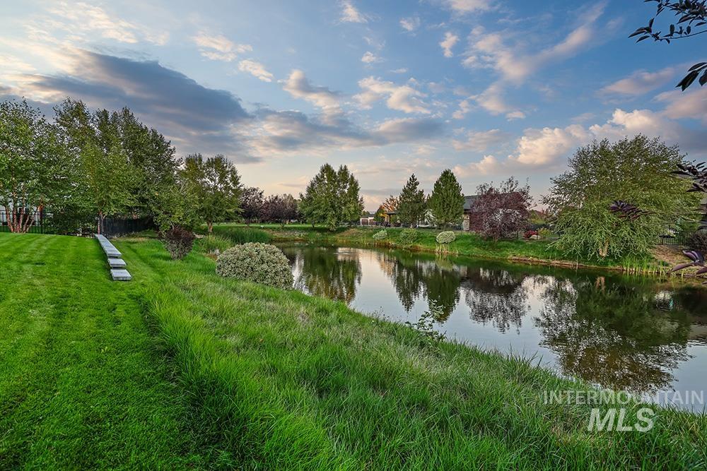 844 S Lake Pointe Way, Eagle, Idaho 83616, 4 Bedrooms, 4 Bathrooms, Residential For Sale, Price $1,599,000,MLS 98971919