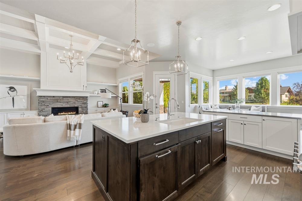 844 S Lake Pointe Way, Eagle, Idaho 83616, 4 Bedrooms, 4 Bathrooms, Residential For Sale, Price $1,599,000,MLS 98971919