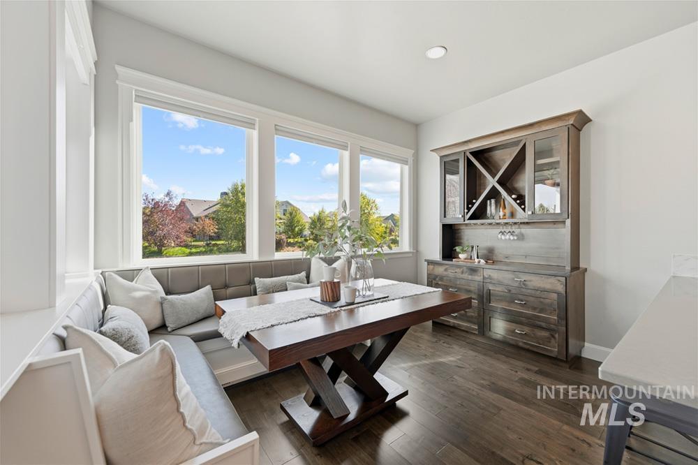 844 S Lake Pointe Way, Eagle, Idaho 83616, 4 Bedrooms, 4 Bathrooms, Residential For Sale, Price $1,599,000,MLS 98971919