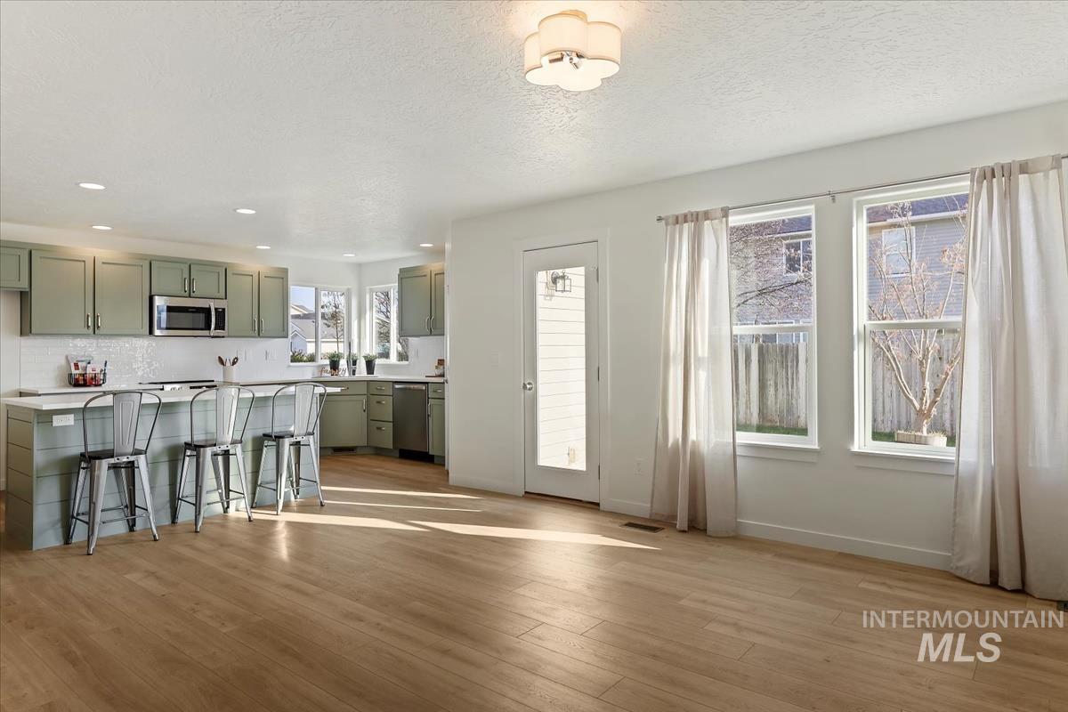 20538 Whitman Ave, Caldwell, Idaho 83605, 5 Bedrooms, 3 Bathrooms, Residential For Sale, Price $474,700,MLS 98971920