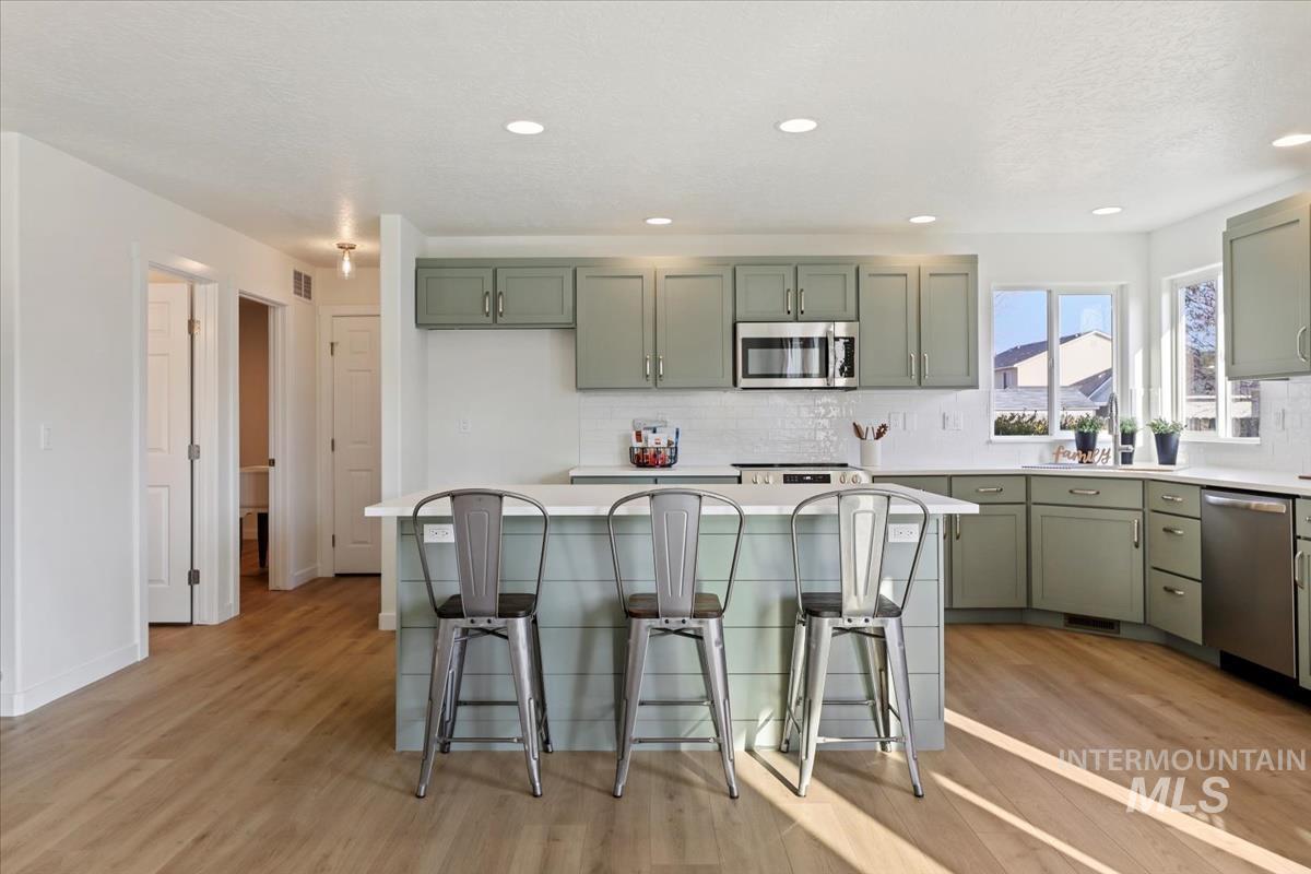 20538 Whitman Ave, Caldwell, Idaho 83605, 5 Bedrooms, 3 Bathrooms, Residential For Sale, Price $474,700,MLS 98971920