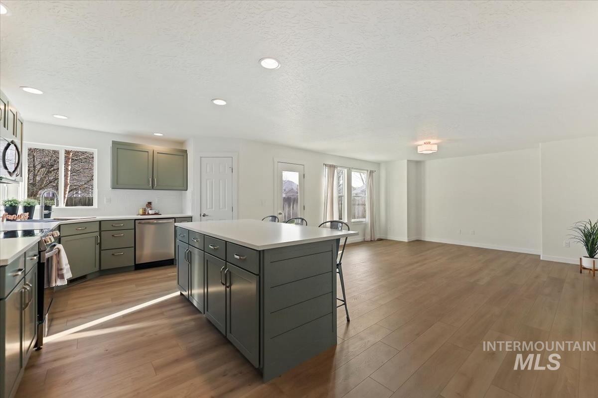 20538 Whitman Ave, Caldwell, Idaho 83605, 5 Bedrooms, 3 Bathrooms, Residential For Sale, Price $474,700,MLS 98971920